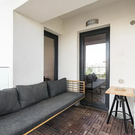 Appartamento Golden Grove I 1 Bedroom Near Romexpo