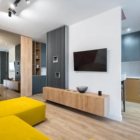Appartamento Golden Grove I 1 Bedroom Near Romexpo Bucarest